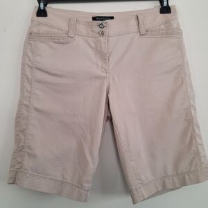 White House Black Market Tan Bermuda Shorts Size 2 Lightweight Classic